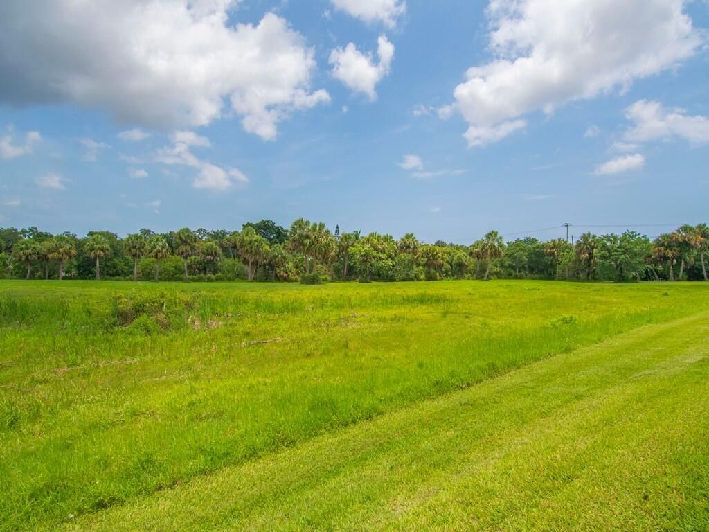 2536 Creekside Drive, Fort Pierce, FL 34981 Photo