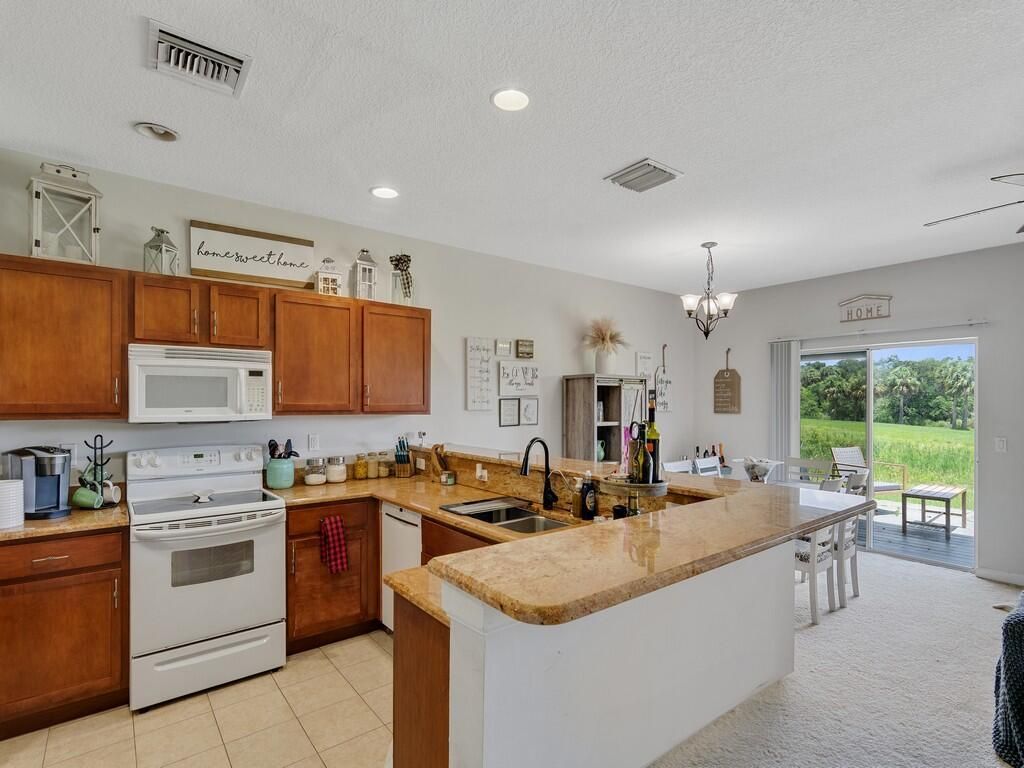 2536 Creekside Drive, Fort Pierce, FL 34981 Photo