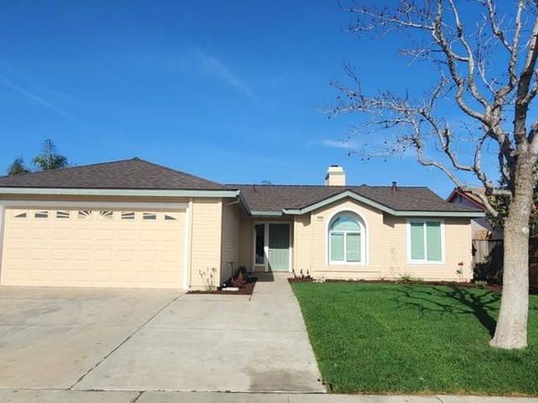1206 Morris Avenue, Greenfield, CA 93927