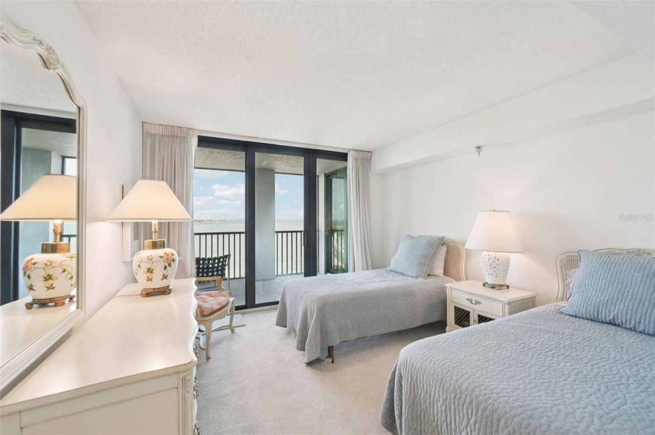 11 Sunset Drive, Unit 502, Sarasota, FL 34236 Photo