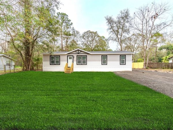 541746 LEM TURNER Road, Callahan, FL 32011