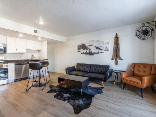 403 Veterans Boulevard, Unit F-19, Branson, MO 65616