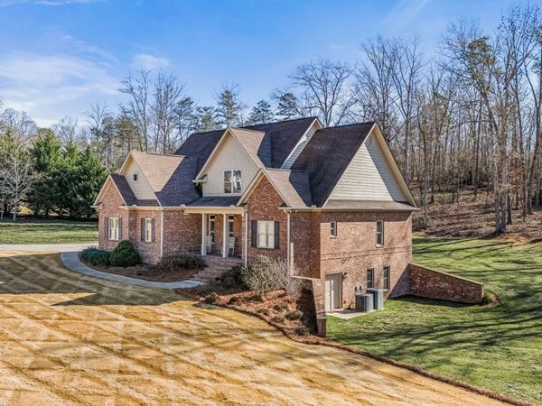 263 Woodmont Drive, Cornelia, GA 30531