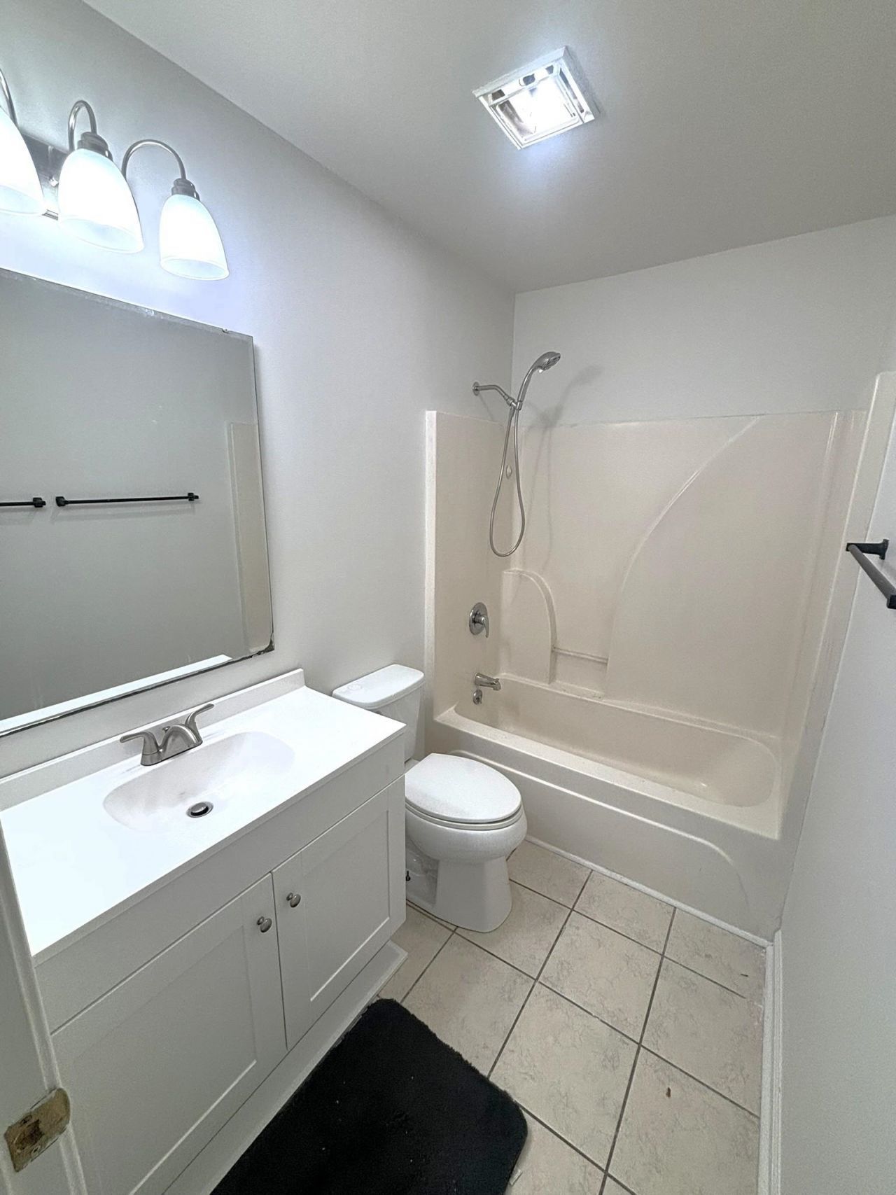 804 12th Ave. S Photo 4