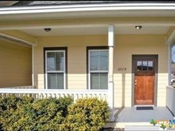 602 and 604 E Juan Linn Street, Victoria, TX 77901