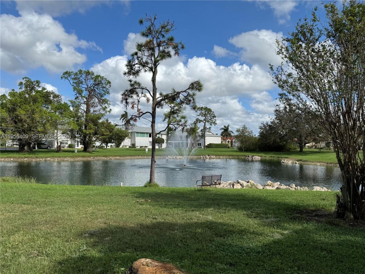 12581 Equestrian Circle, Unit 1010, Fort Myers, FL 33907 Photo