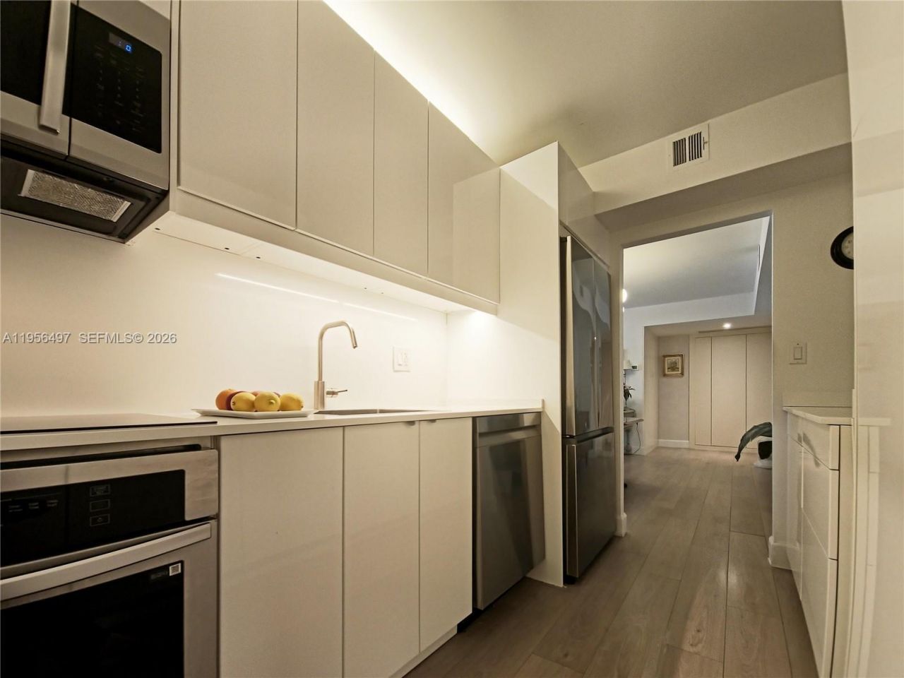 2333 Brickell Ave, Unit 1507, Miami, FL 33129 Photo