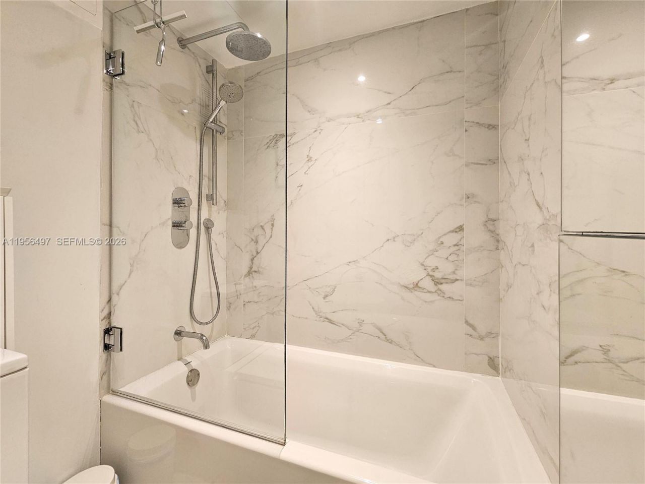 2333 Brickell Ave, Unit 1507, Miami, FL 33129 Photo