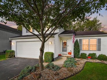 2309 Brookbank Drive, Grove City, OH 43123