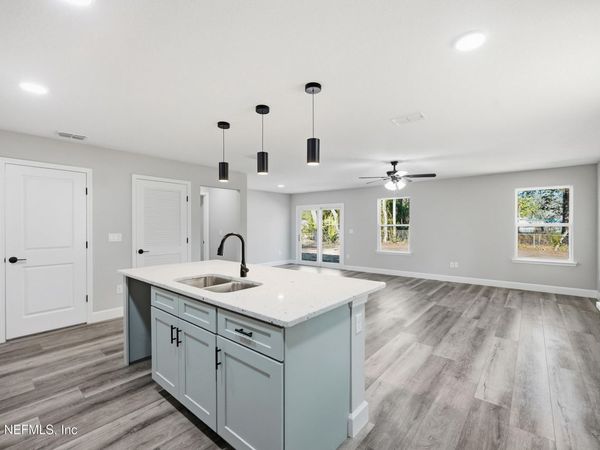 5259 SHENANDOAH Avenue, Jacksonville, FL 32254