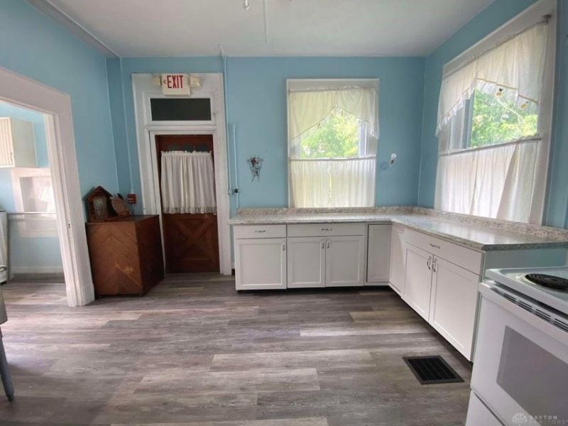 1215 E High Street, Springfield, OH 45505 Photo 20
