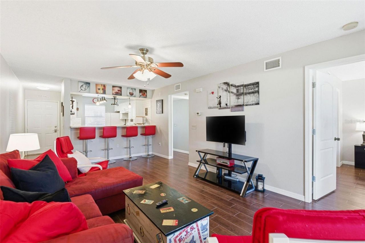 3001 58th Avenue S, Unit 105, Saint Petersburg, FL 33712 Photo