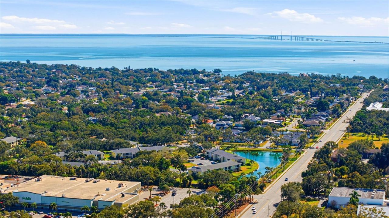 3001 58th Avenue S, Unit 105, Saint Petersburg, FL 33712 Photo