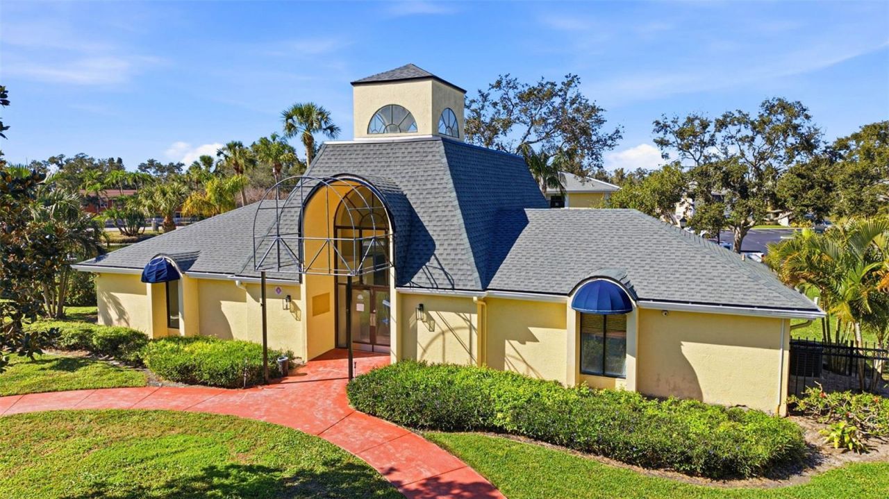 3001 58th Avenue S, Unit 105, Saint Petersburg, FL 33712 Photo