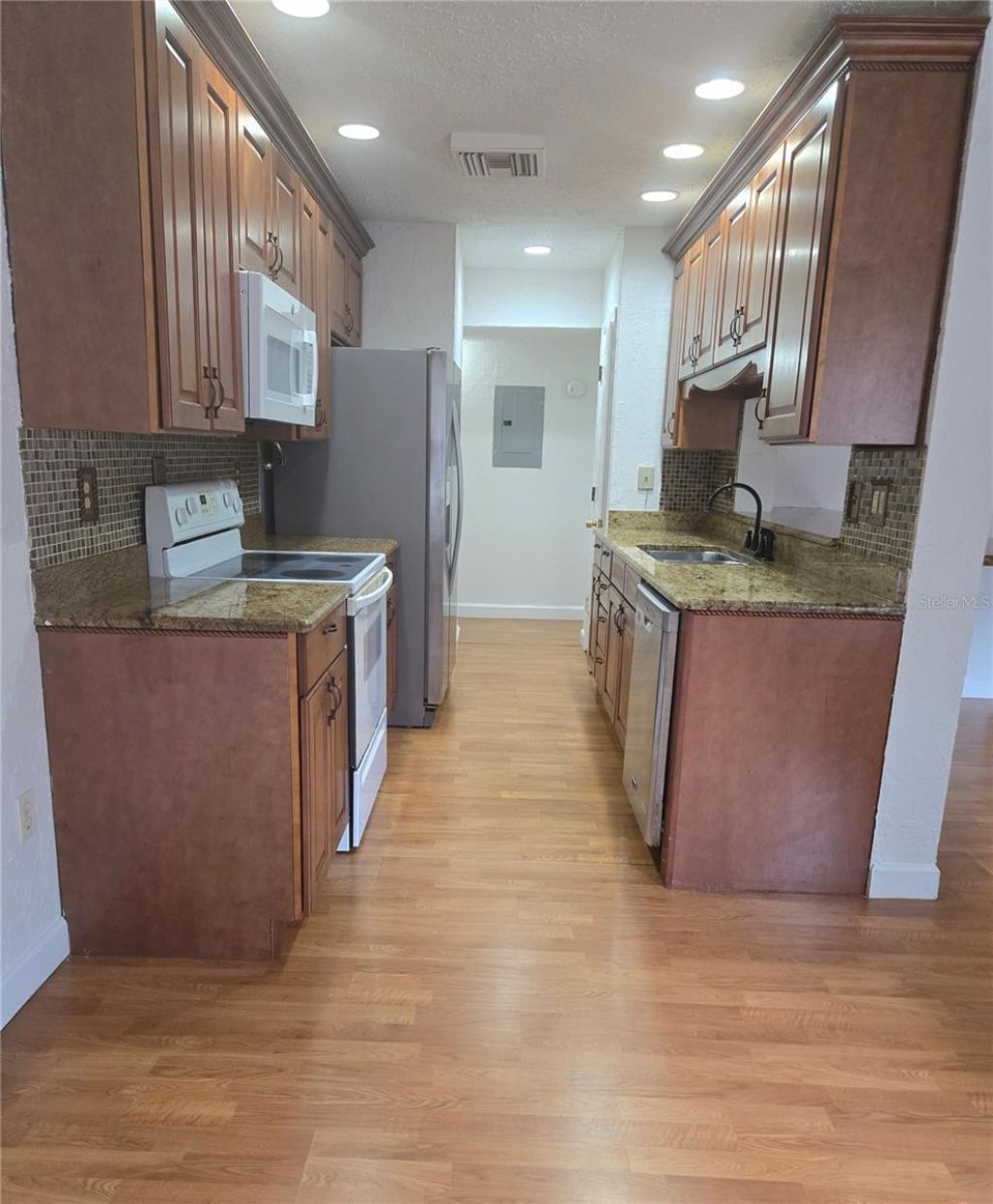 4105 38th Avenue S, Unit F, Saint Petersburg, FL 33711 Photo