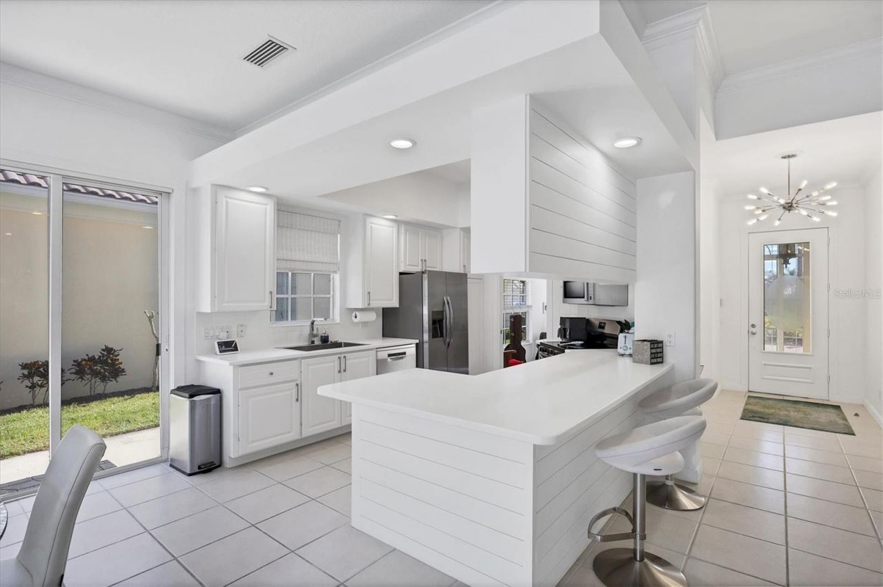 5573 Lucia Place, Sarasota, FL 34238 Photo