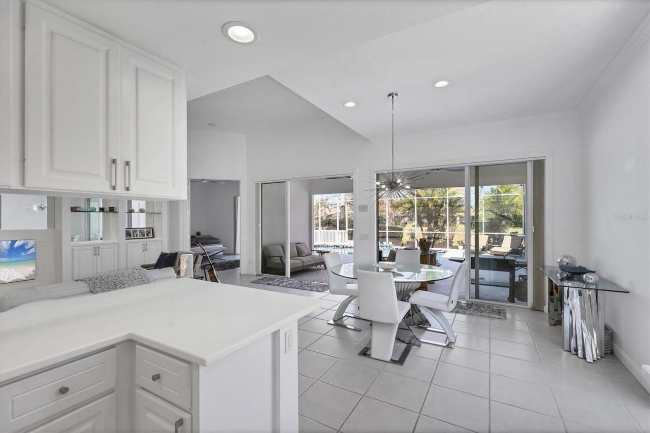 5573 Lucia Place, Sarasota, FL 34238 Photo