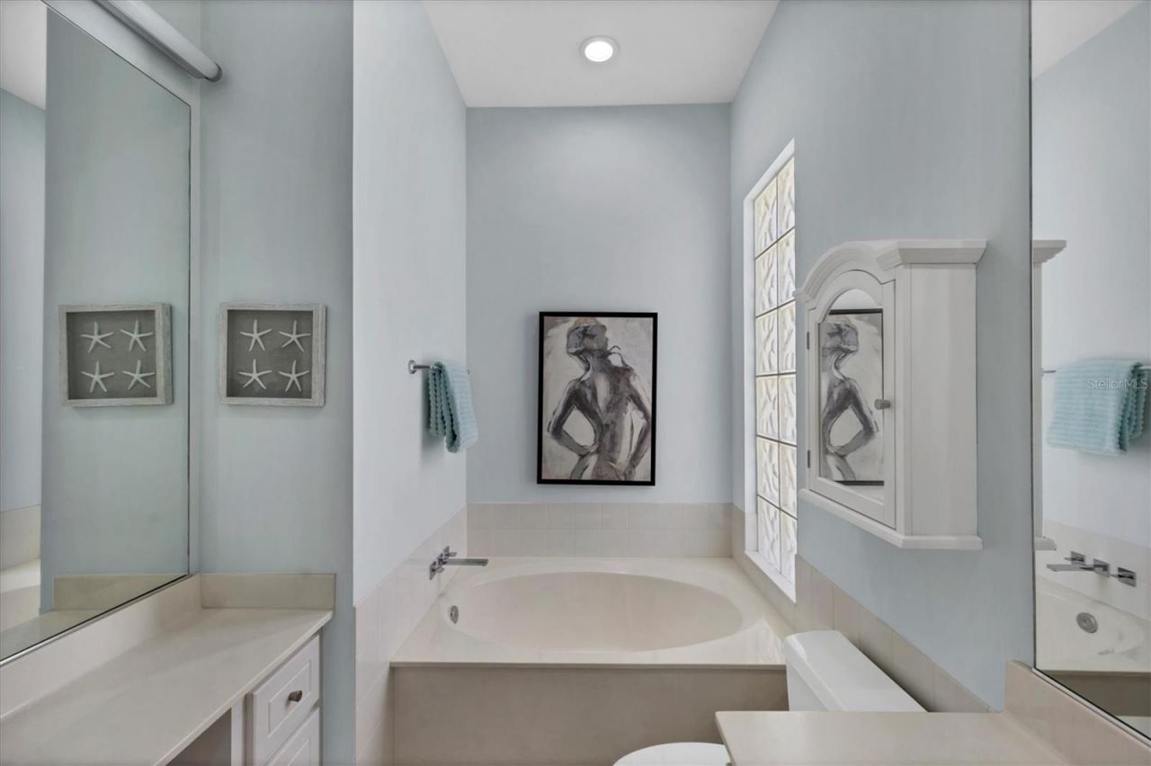 5573 Lucia Place, Sarasota, FL 34238 Photo