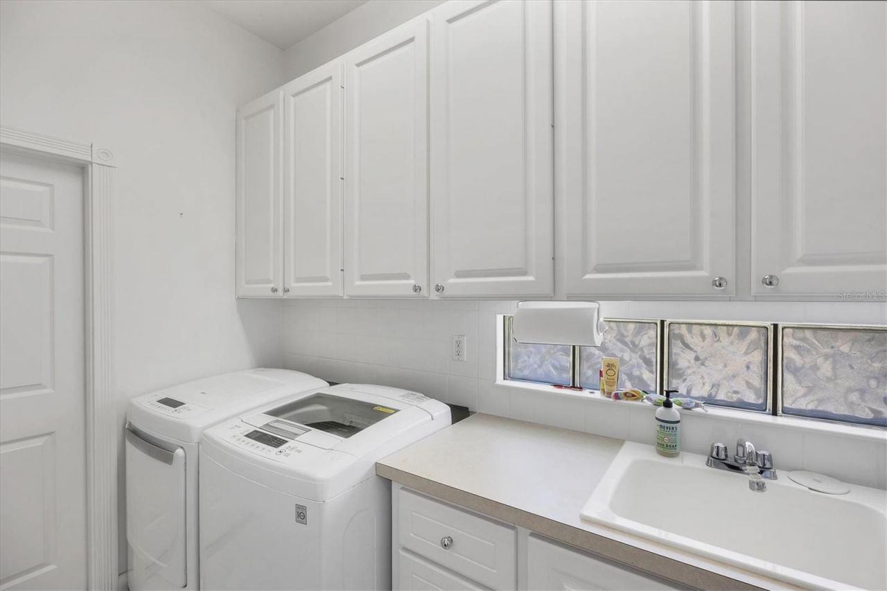 5573 Lucia Place, Sarasota, FL 34238 Photo