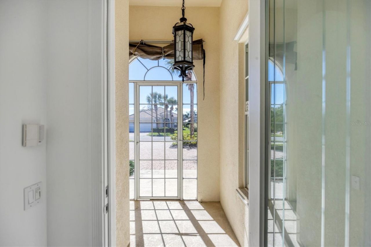 5573 Lucia Place, Sarasota, FL 34238 Photo