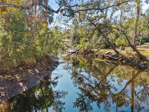 1315 NE Palm St, Steinhatchee, FL 32359