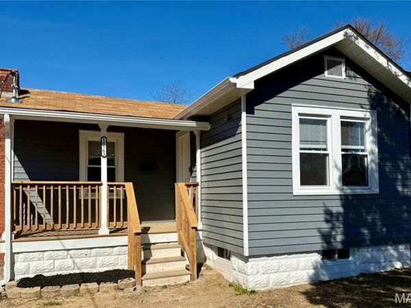 10563 Decker Avenue, St Louis, MO 63114