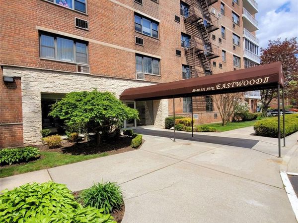 89-40 151, Unit 5B, Howard Beach, NY 11414