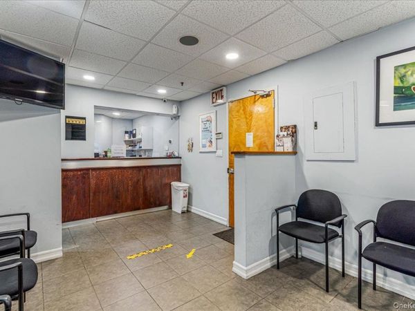 Unit C1B, Flushing, NY 11355