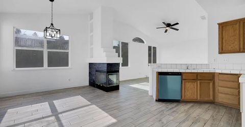 2004 Falls Dr, Yuba City, CA 95993 Photo