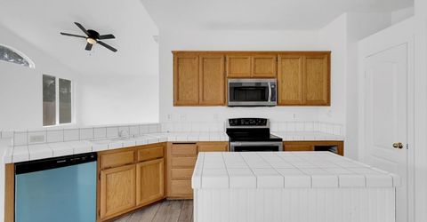 2004 Falls Dr, Yuba City, CA 95993 Photo