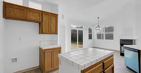 2004 Falls Dr, Yuba City, CA 95993 Photo