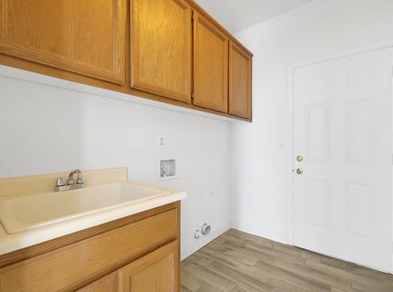 2004 Falls Dr, Yuba City, CA 95993 Photo