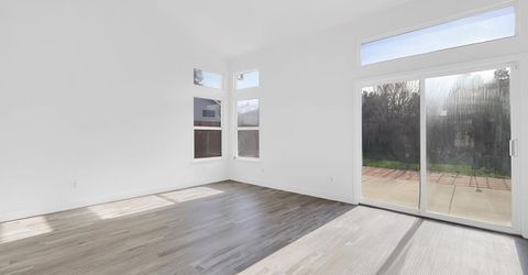 2004 Falls Dr, Yuba City, CA 95993 Photo