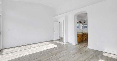 2004 Falls Dr, Yuba City, CA 95993 Photo