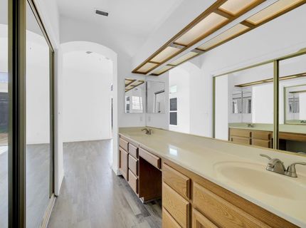 2004 Falls Dr, Yuba City, CA 95993 Photo