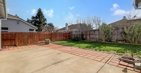 2004 Falls Dr, Yuba City, CA 95993 Photo