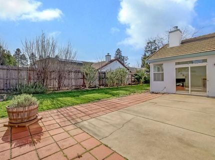 2004 Falls Dr, Yuba City, CA 95993 Photo