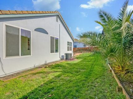 2004 Falls Dr, Yuba City, CA 95993 Photo