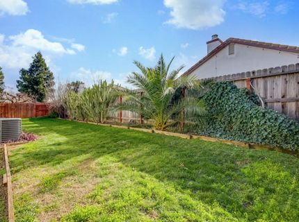 2004 Falls Dr, Yuba City, CA 95993 Photo