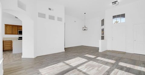 2004 Falls Dr, Yuba City, CA 95993 Photo