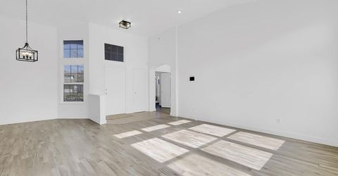 2004 Falls Dr, Yuba City, CA 95993 Photo