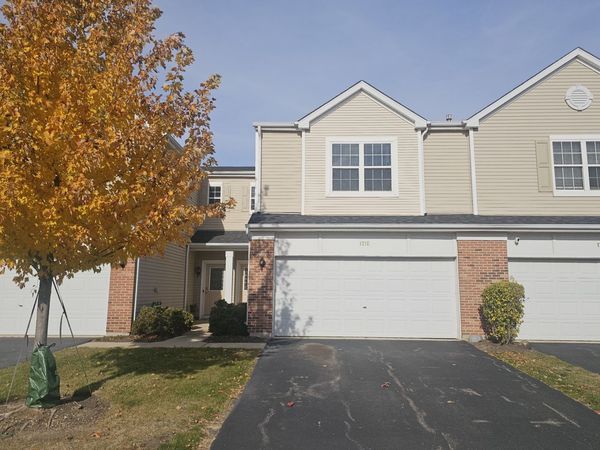 171 Willoughby Court, Unit E, Yorkville, IL 60560