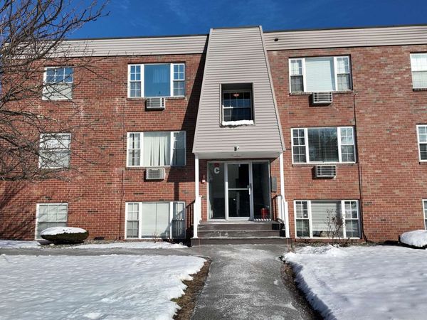 99 Cluff Crossing Road, Unit C12, Salem, NH 03079