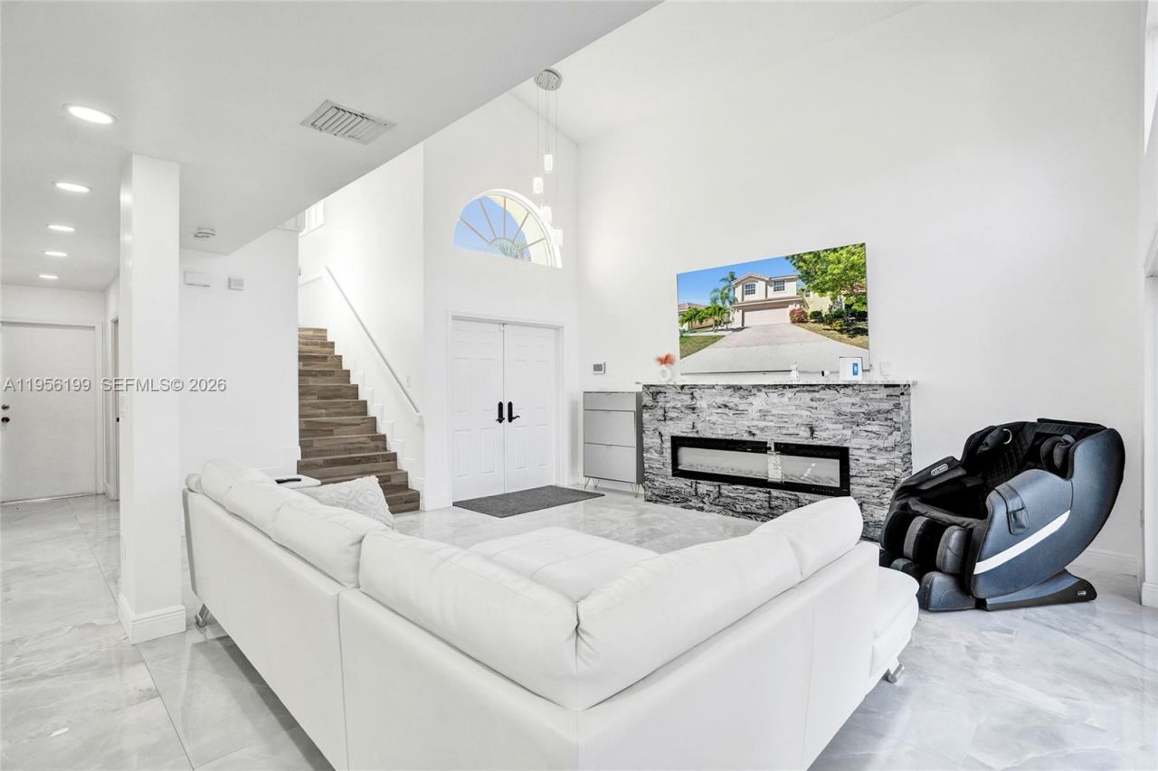 5380 NW 117th Ave , Coral Springs, FL 33076 Photo