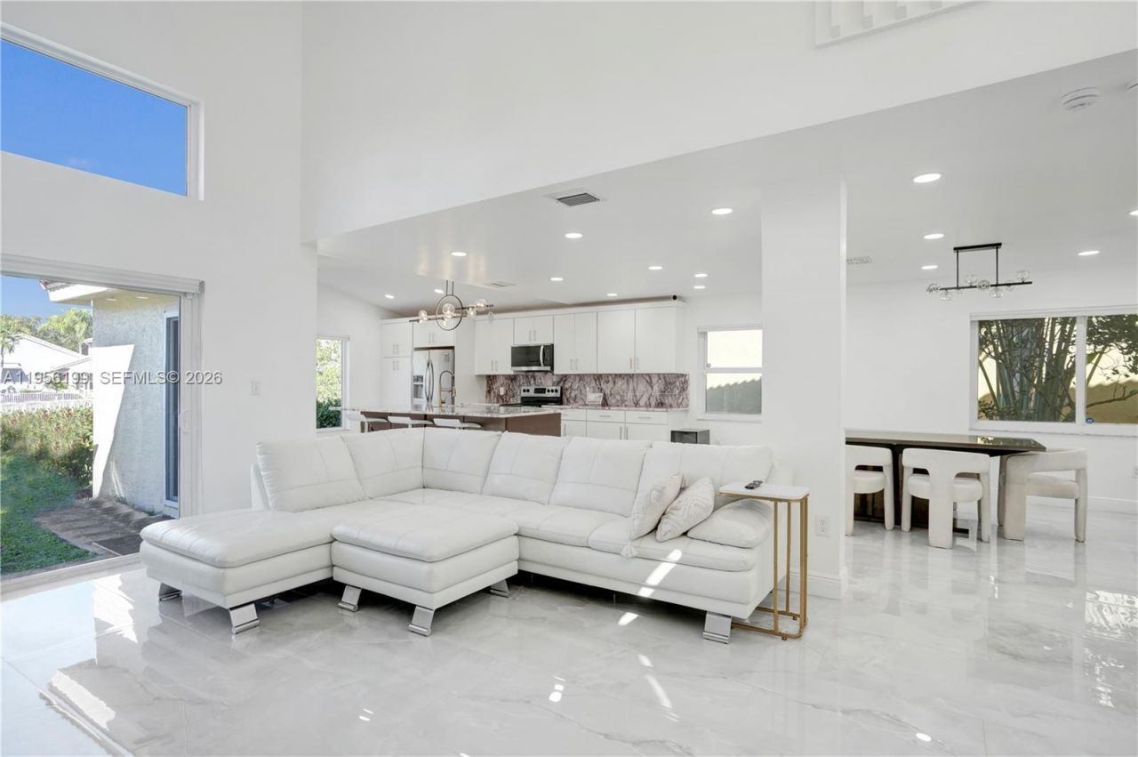 5380 NW 117th Ave , Coral Springs, FL 33076 Photo