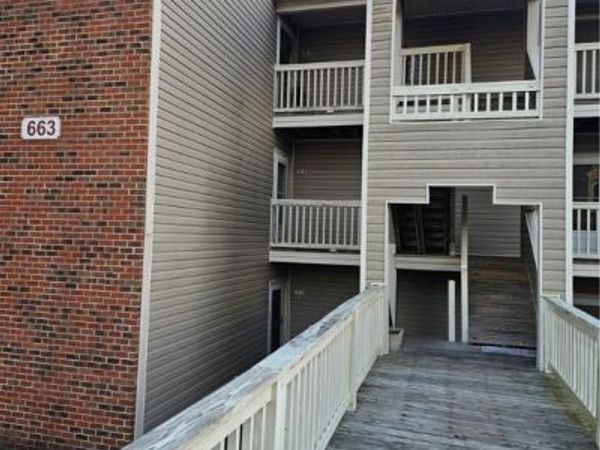 663 Bartons Landing Place #9 Place, Fayetteville, NC 28314
