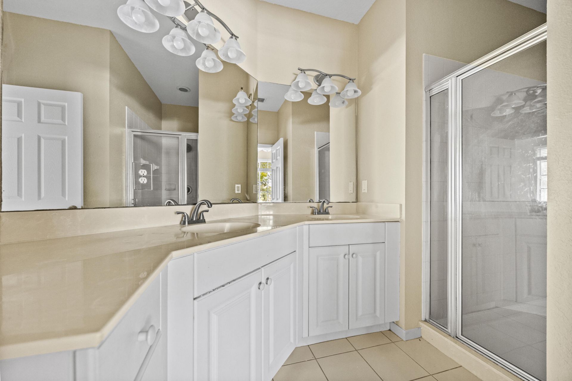 1982 Freeport Lane, Riviera Beach, FL 33404 Photo