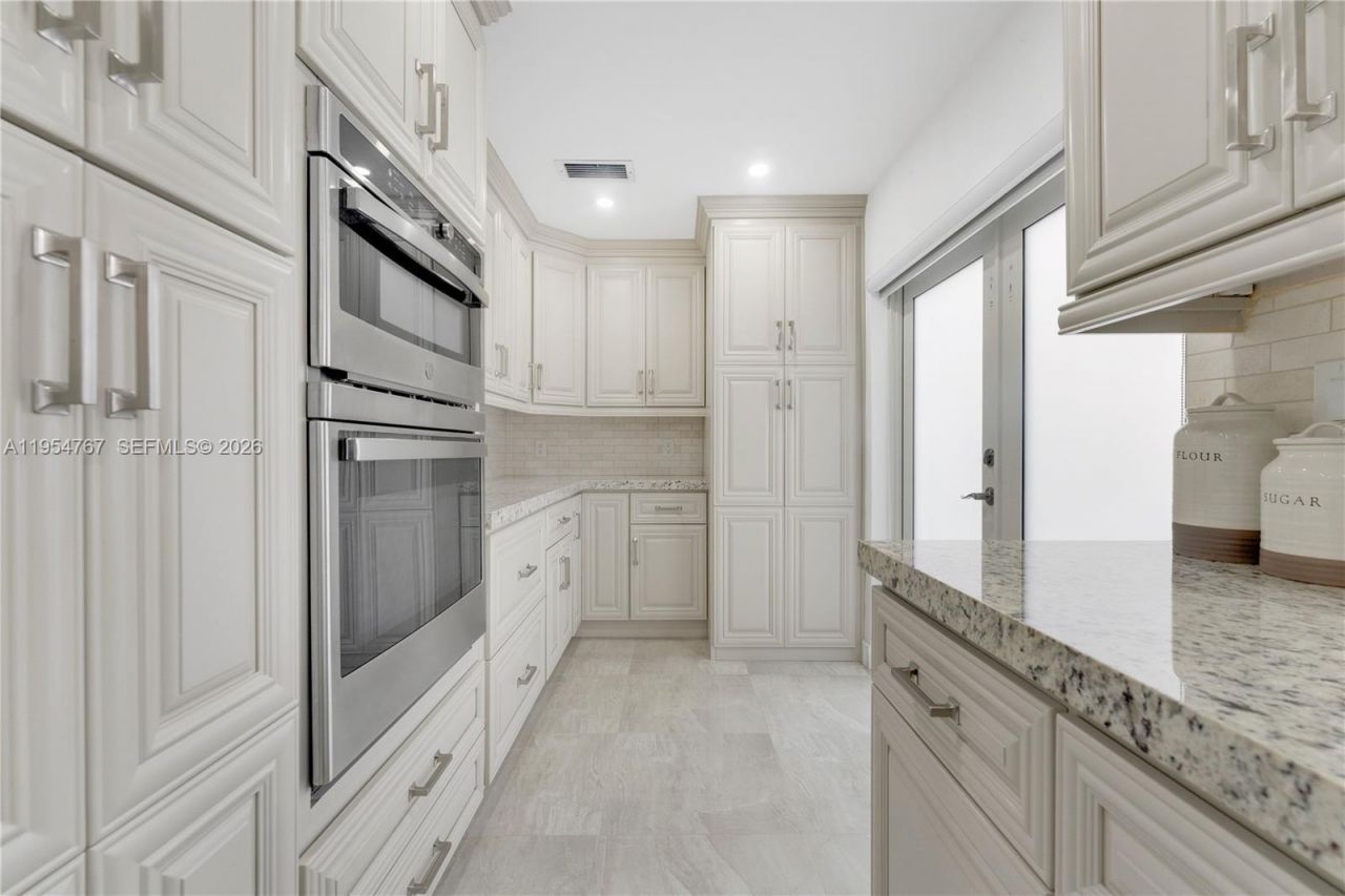 3605 NW 83rd Ave, Sunrise, FL 33351 Photo