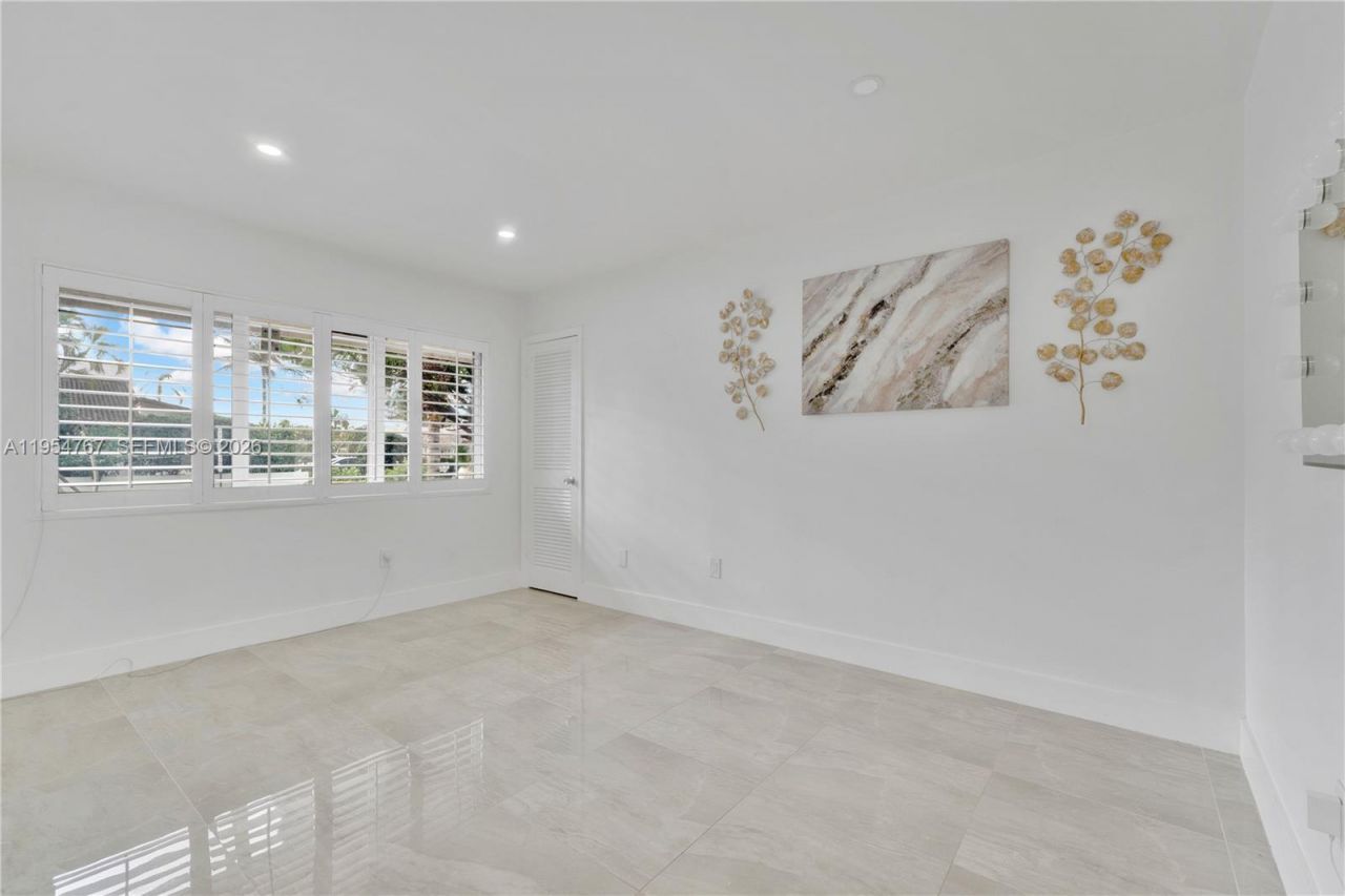 3605 NW 83rd Ave, Sunrise, FL 33351 Photo