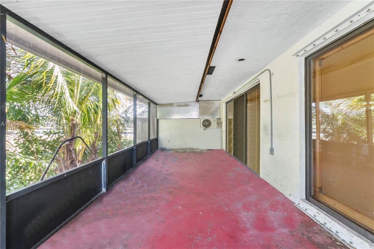 3605 NW 83rd Ave, Sunrise, FL 33351 Photo